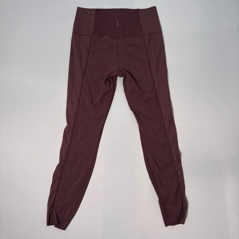 Nike yoga dri